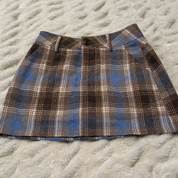 Pink Lily Pants - Pink Lily small Plaid Mini Skort - Blue and Brown.  Like New